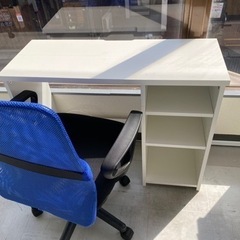 デスクと椅子　4セット！5月24日までに取りに来られる方