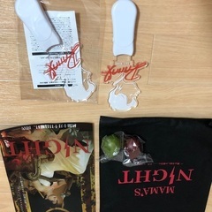 ペンライト2本とマラカス