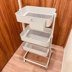 【美品】ニトリ 高さ調節ができるスチールワゴン トロリ2の画像
