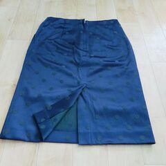 アダム・エ・ロペ　水玉　ドット　ネイビー　タイトスカートの画像