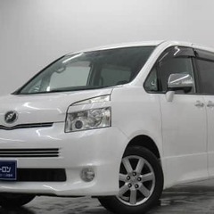 人気のミニバン入庫しました！トヨタ ヴォクシー ＺＳ