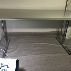 ミーティングテーブルの画像