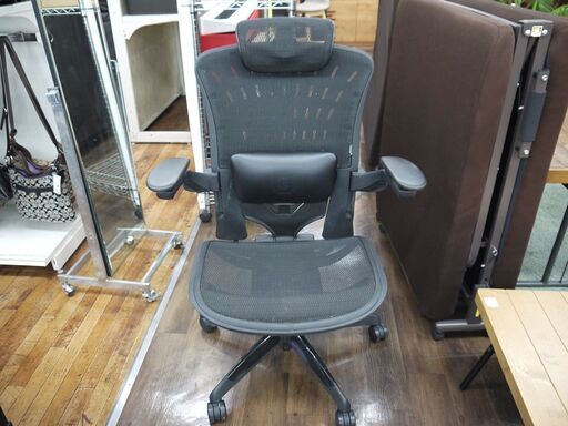 Bauhutteのゲーミングチェアのご紹介！【トレファク入間店家具紹介】