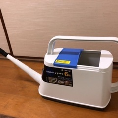 🔴500円でお譲りします❣️❣️🔴6リットル‼️大型ジョーロ‼️
