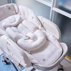 Combi コンビ電動ハイローチェア　オートスイング ロアンジュ...