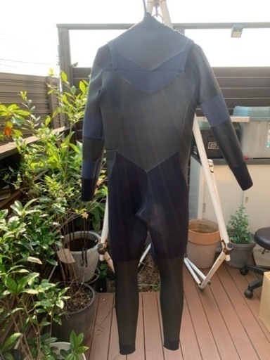 現在商談中！Fellow ウェットスーツ　セミドライ　5x3 中古　XL