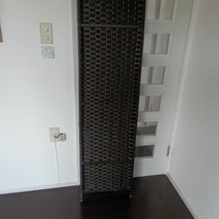 ３連スクリーン（ニトリ）の画像