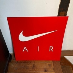 ナイキのパネルの画像