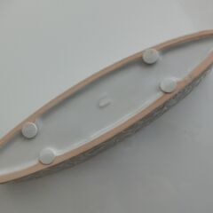 0円：小さなフラワーベース 横約20センチ 幅約5センチ 高さ約4センチ 中古の画像