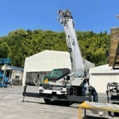 正社員募集！特殊車両塗装業務。未経験OKです！の画像
