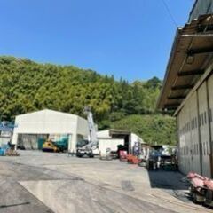 正社員募集！特殊車両塗装業務。未経験OKです！の画像