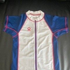 crocsラッシュガード 160