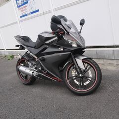 YZF R125
