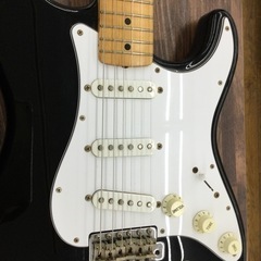 #E-72【ご来店頂ける方限定】Fender Japanのエレキギターですの画像