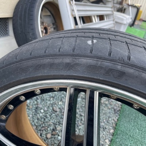 レクサス450に履いてた！