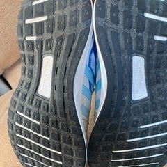 adidas レディース　23.5の画像