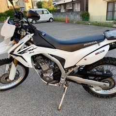 crf250L 車体　【決まりました】