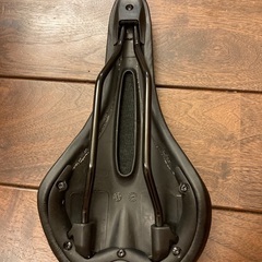 サドル　veloの画像