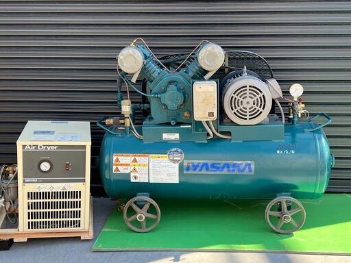 コンプレッサー ＆  エアドライヤ  ★２台セット   イヤサカ　ＣＬ-３７Ｆ  ＆　富士コンプレッサー Ｅ-２８Ｒ  ●塗装工場　★動作確認済  中古・道内配送無料！