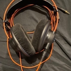 AKG K712 Pro