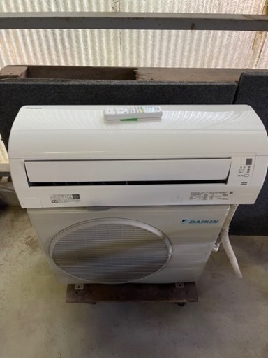 【売り切り】ダイキン　2.5kw中古ルームエアコン　8畳用〜10畳用　2020年製　F25XTES-W