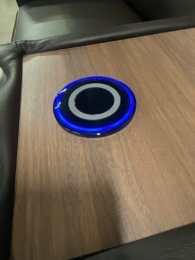 美品!! ニトリ 電動本革リクライニングソファ Nストラス ダークブラウン ユニットテーブル付き!! スマホ充電可能です!!