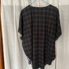 新品　トップスの画像
