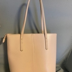 通勤通学に◎アイボリートートの画像