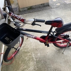 男の子自転車20インチの画像