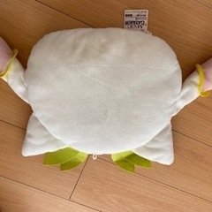 キュウベイクッションの画像