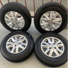 軽トラ　12インチ　ホイル　スタットレスタイヤ