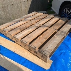 木製パレット　差し上げます　　綺麗