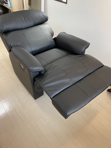 【美品】1人掛け用のリクライニングソファー