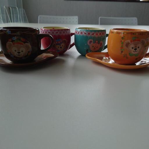 《お話中です》ダッフィーコーヒーカップセット