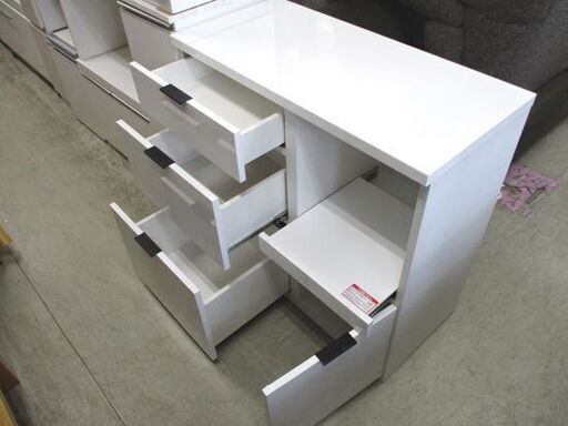 ミドルレンジボード 食器棚 キッチンボード 幅88.5cm 白  収納家具 キッチン収納 ホワイト 札幌市 中央区