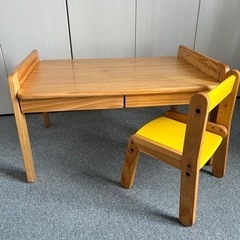 ヤマトヤ　キッズデスク　チェア　セットの画像