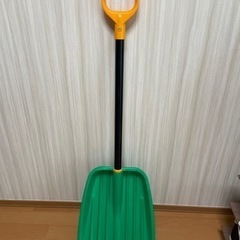 雪かきスコップあげます