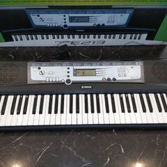 YAMAHA　電子ピアノ　PSR-E213