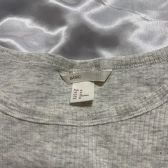 【 H&M 】Tシャツ 白 Mサイズの画像