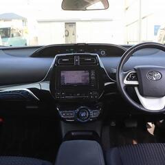 【自社ローン】５０プリウス　ブラック　9.9万ｋｍ　オンライン商談審査契約OKの画像