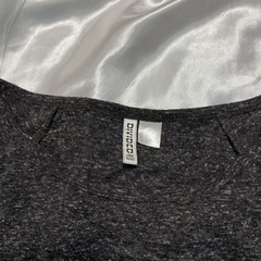 【 H&M 】Tシャツ 7分丈 グレー Sサイズの画像