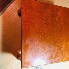 折りたたみできる　座卓