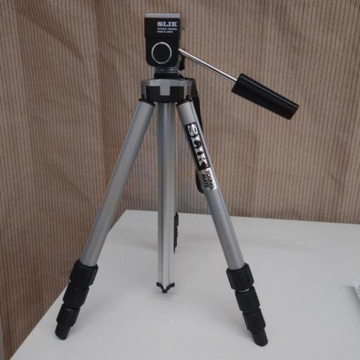 【売ります】SLIK　カメラ　三脚【中古】