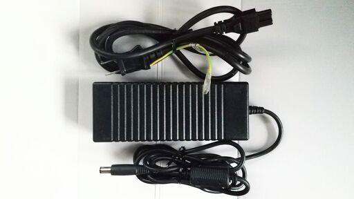 DELL純正19.5V 6.7A 130W ACアダプター