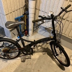 折りたたみ自転車　ライト&キーロック付き　6段ギア