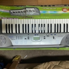 電子キーボード