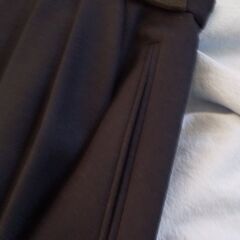 MACKINTOSH　PHILOSOPHYの濃紺無地のスカート の画像