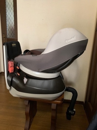 コンビ combi ネセルターン