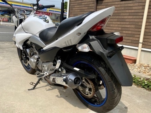 【実働書類有り全国発送】GSR250 白！綺麗な1台です！
