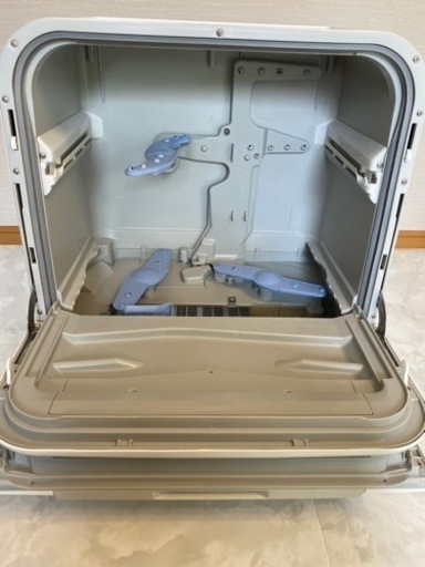値下げ！食洗機　食器洗い乾燥機　Panasonic NP-TM6-W